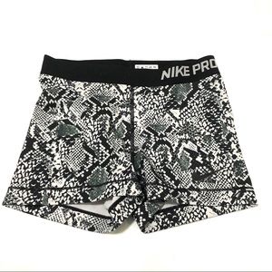 Nike Pro Snake Print training Shorts